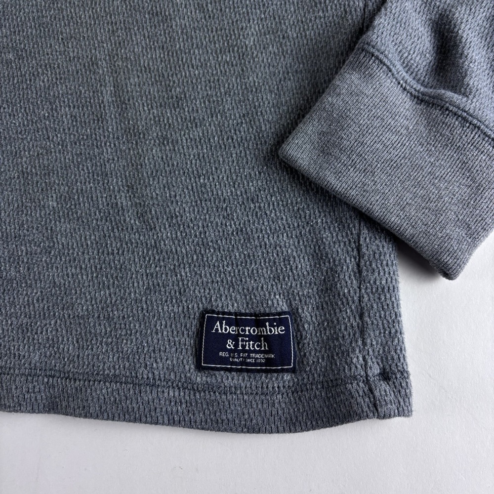 Abercrombie & Fitch Long Sleeve  Knit Henley Men's Sz‎ Medium Gray Cotton - Picture 3 of 10